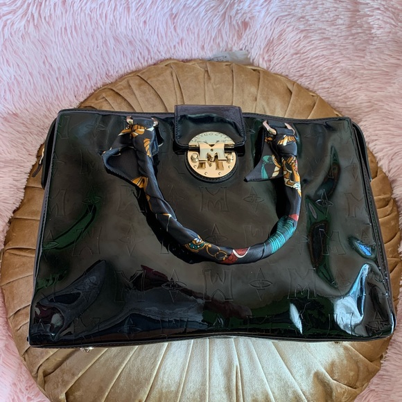 Authentic Metro City Handbag - Picture 2 of 8